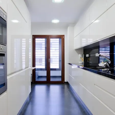 Appartement Parque Nações / Jardins Cristo Rei Lisboa