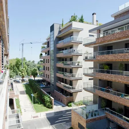 Apartamento Parque Nacoes / Jardins Cristo Rei *
